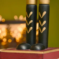 Casse-noisette en bois (H50 cm) Timothé la royauté Vert et bordeaux