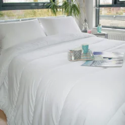 Couette (260 x 240 cm) Respirante et Légère Blanche