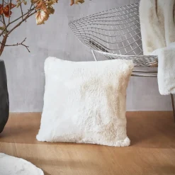Coussin carré fausse fourrure (45 x 45 cm) Finn Blanc