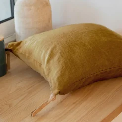 Coussin carré lin lavé (45 cm) Louise Caramel