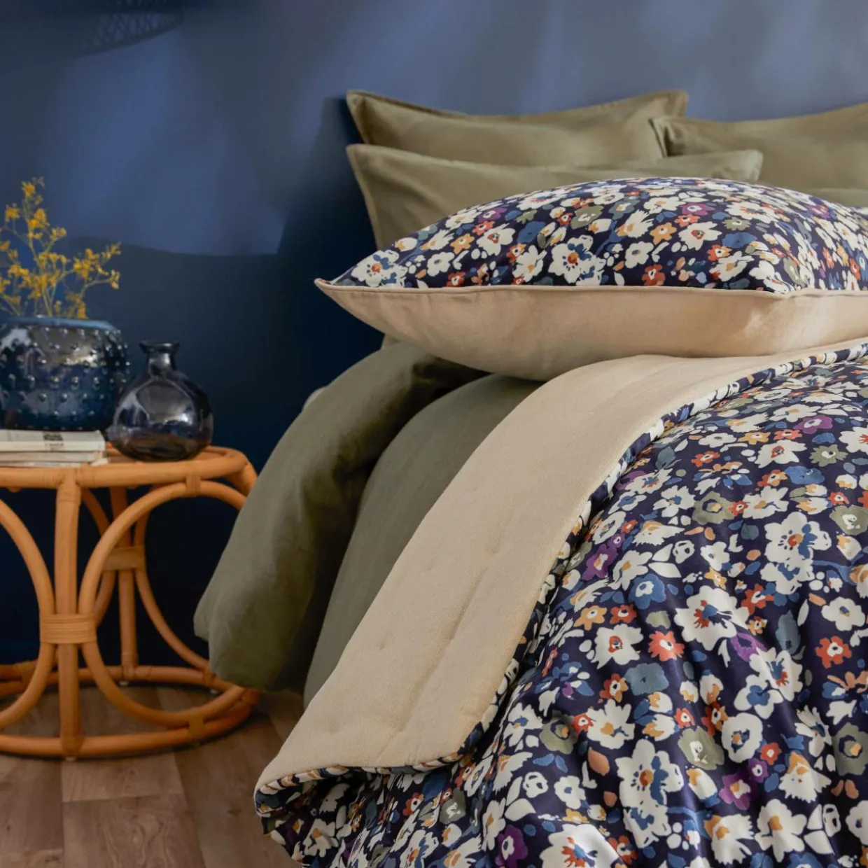 Coussin carré velours (50 x 50 cm) Dolores Bleu