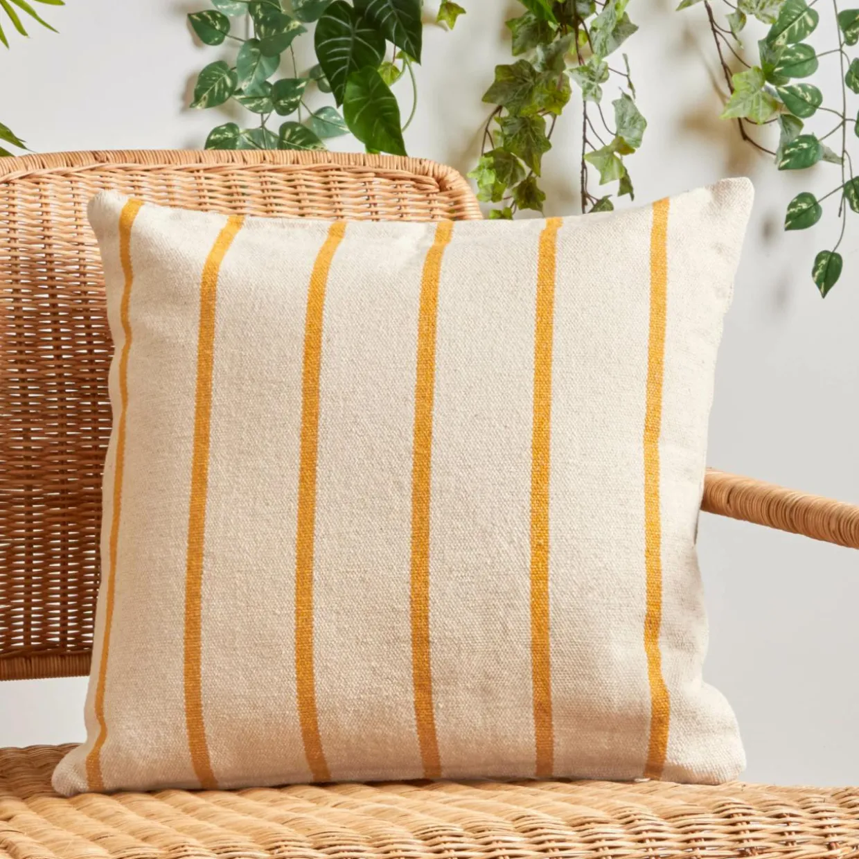 Coussin extérieur carré toile de coton (50 x 50 cm) Ocealys Jaune moutarde