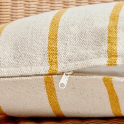 Coussin extérieur carré toile de coton (50 x 50 cm) Ocealys Jaune moutarde