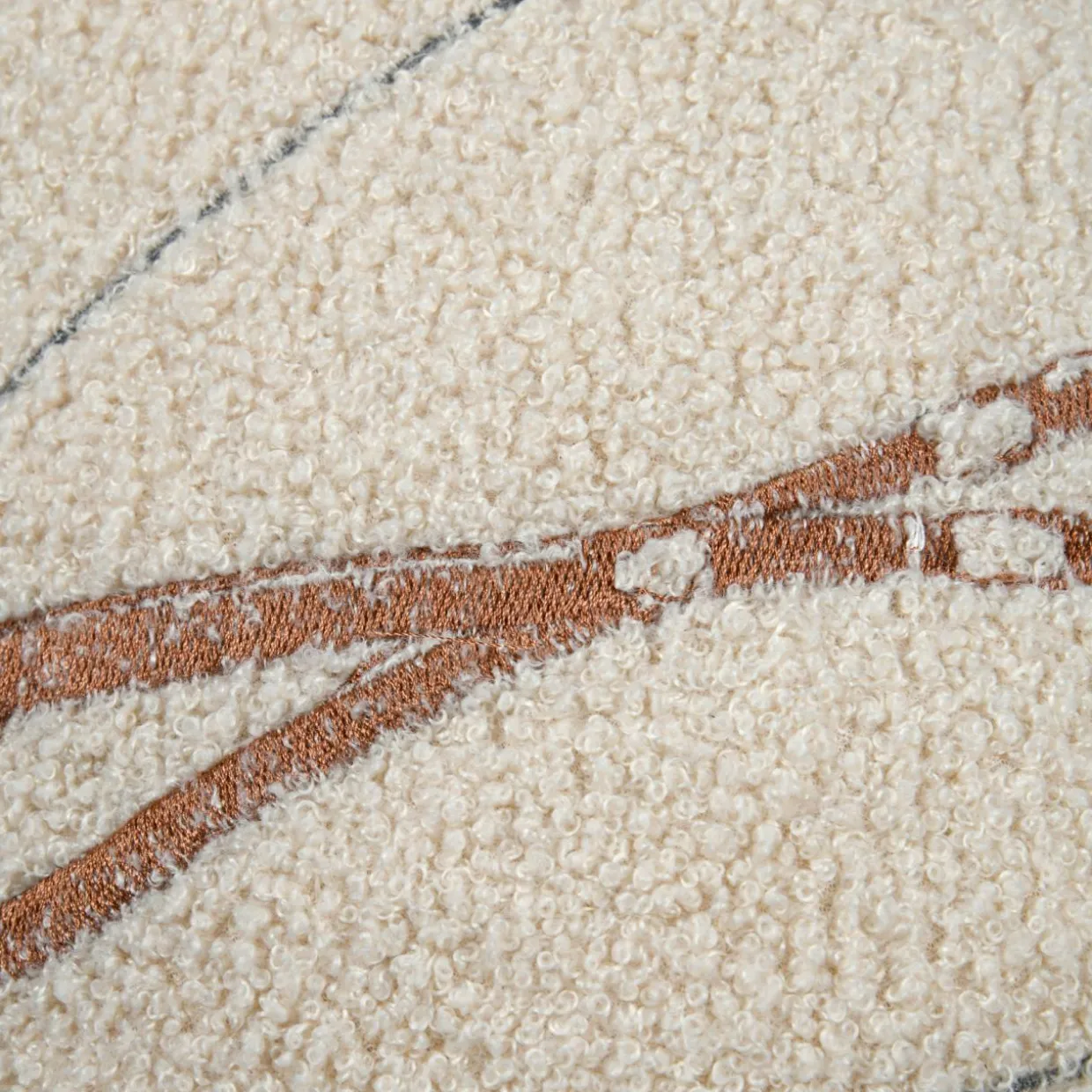 Coussin rectangulaire fausse fourrure (30 x 50 cm) Wildforest Ecru