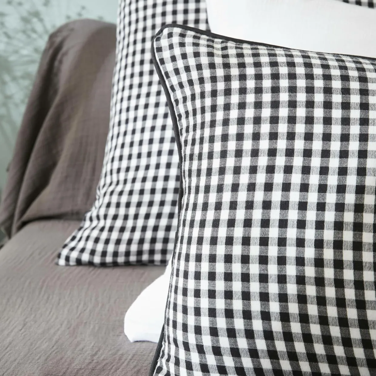 Coussin rectangulaire gaze de coton (40 x 60 cm) Gaïa vichy Noir