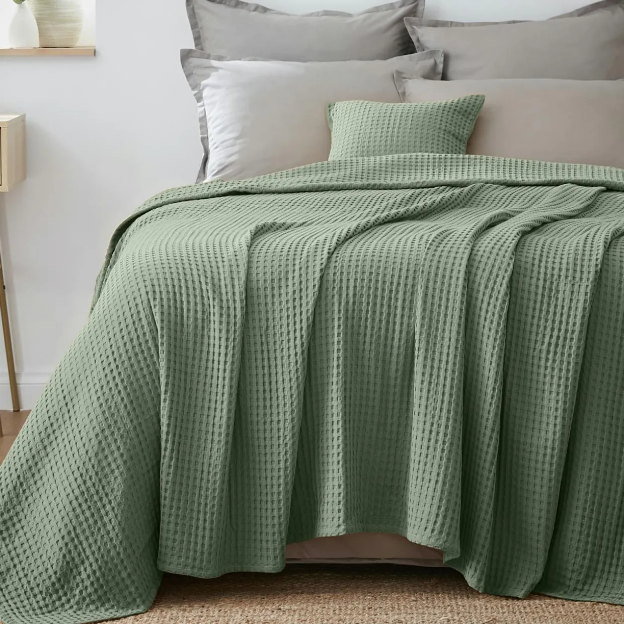 Couvre-lit coton nid d'abeille (180 x 220 cm) Maya Vert romarin