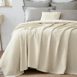 Couvre-lit coton nid d'abeille (180 x 220 cm) Maya Beige pampa