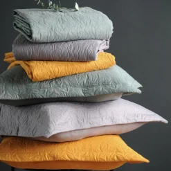 Couvre-lit et taies d'oreiller (260 x 240 cm) Cassandre Jaune curry