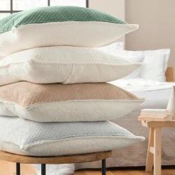 Couvre-lit matelassé et deux taies d'oreiller velours (220 x 240 cm) Mylène Vert cédre