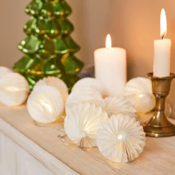 Guirlande lumineuse sur piles 2,25 m 10 LED Lanterne papier magnetique Blanc chaud