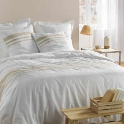 Housse de couette et deux taies coton (240 x 220 cm) Margaux Blanche