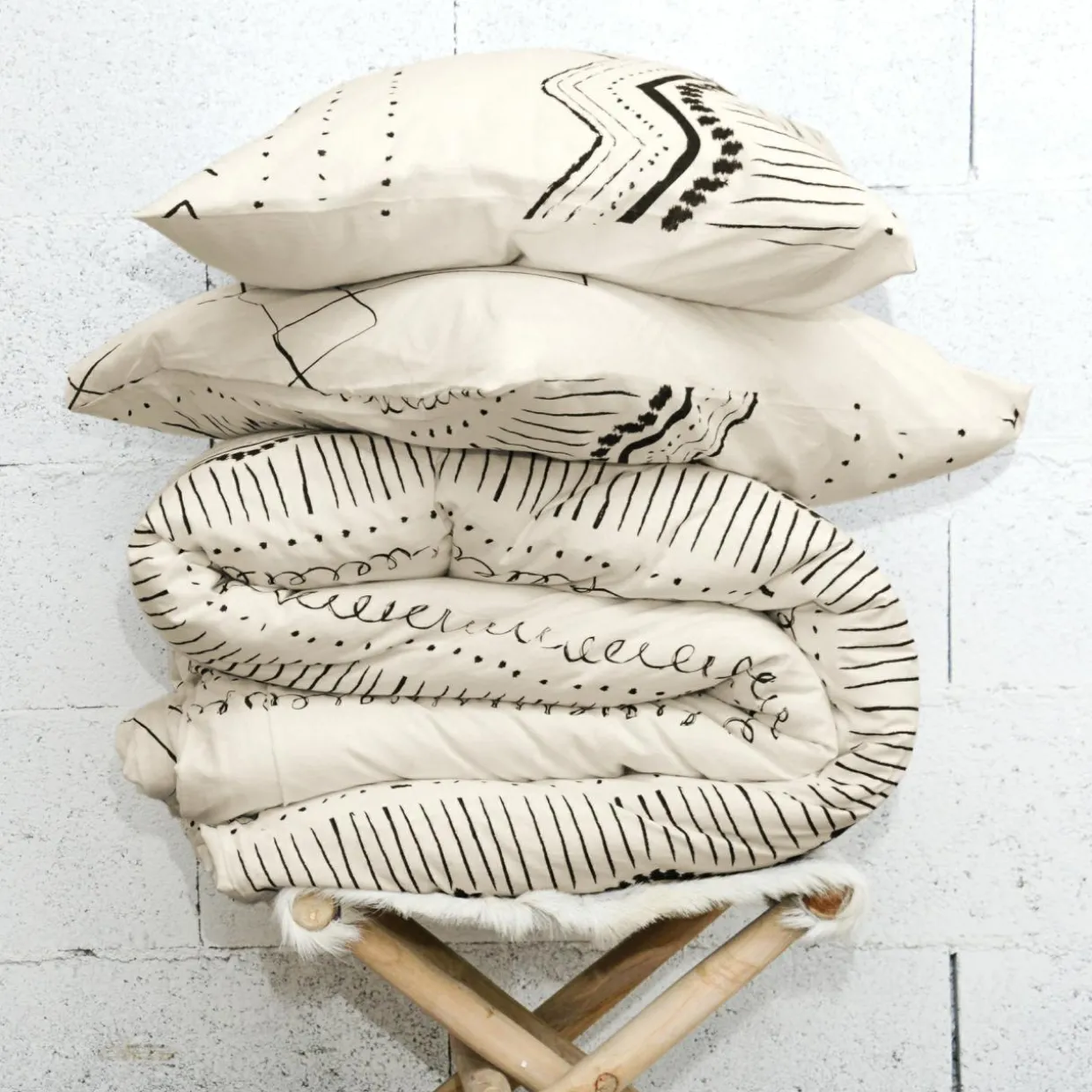 Housse de couette et deux taies coton (200 x 200 cm) Berbère Noire