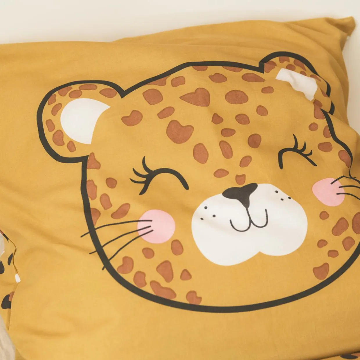 Housse de couette et deux taies enfant coton (200 x 200 cm) Lola Caramel