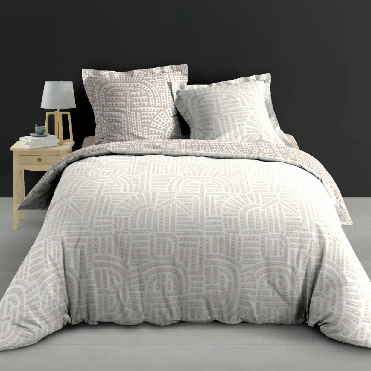 Housse de couette et deux taies d'oreiller percale de coton (260 x 240 cm) Eliot Beige