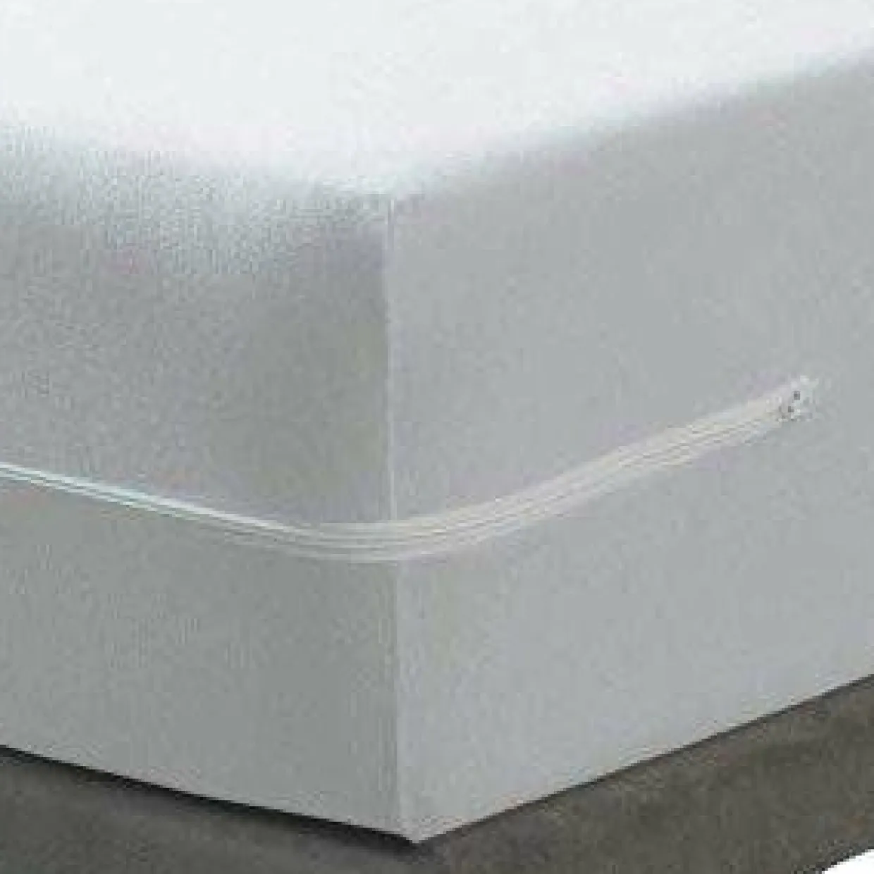 Housse de matelas intégrale anti-punaises de lit (140 x 190 cm) Ombeline Blanche