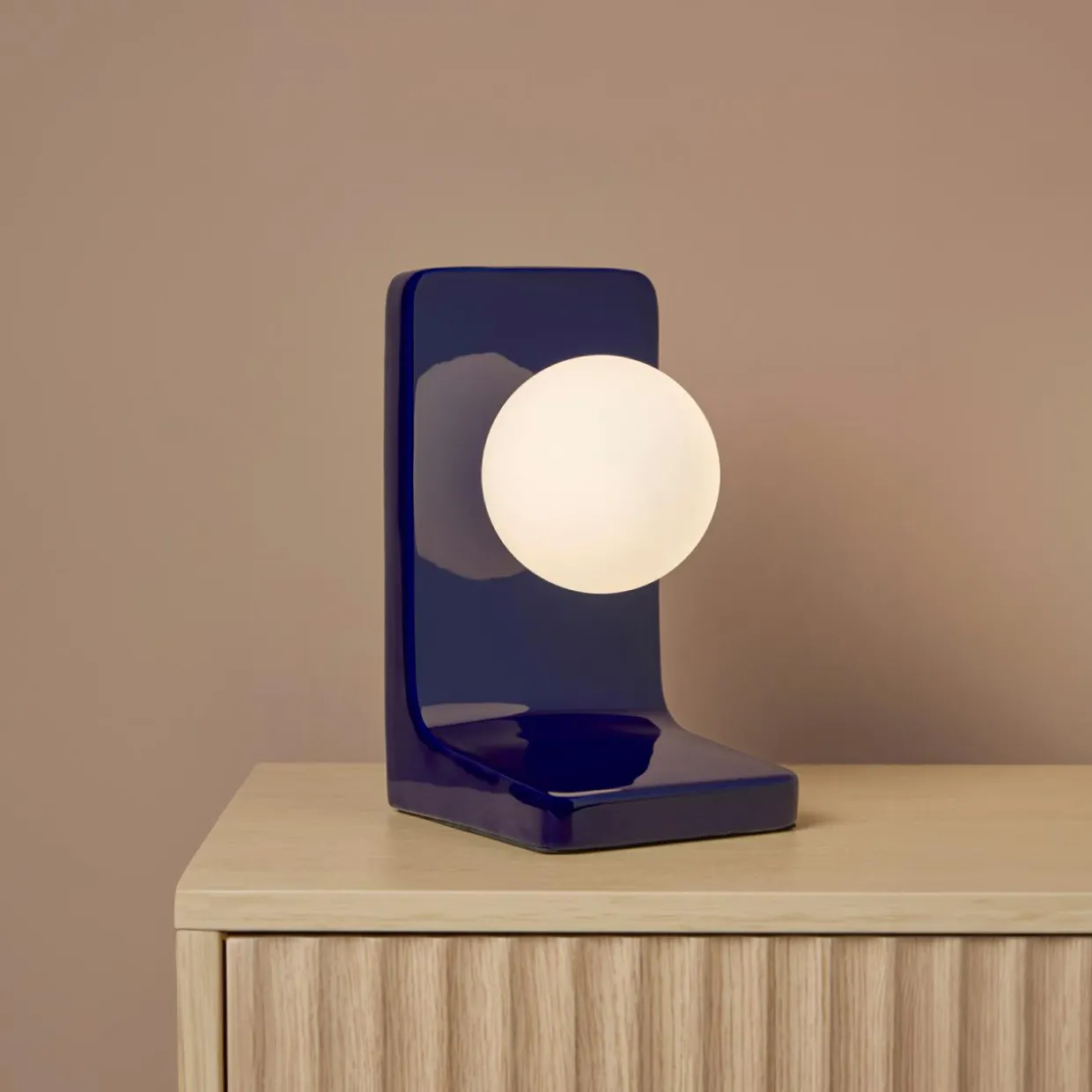 Lampe à poser céramique (H23 cm) Walter Bleue