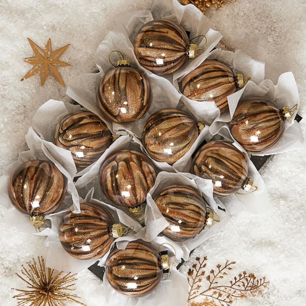 Lot de 12 boules de Noël en verre (D80 mm) New York Brun scintillant