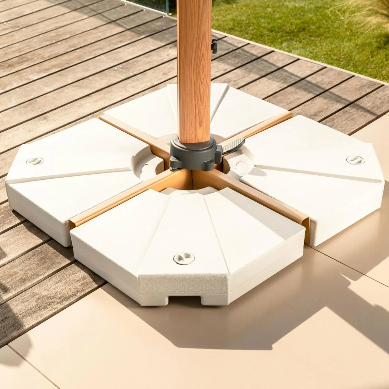 Lot de 4 dalles pour Parasol déporté 20L Blanches