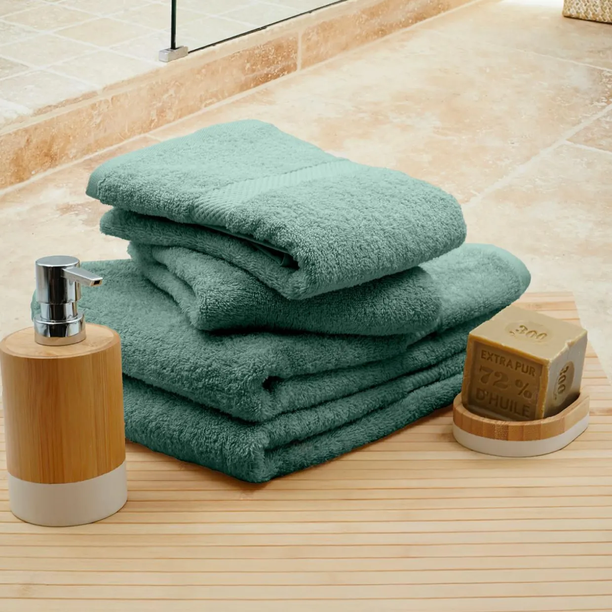 Lot de 4 serviettes de toilette coton (70 x 130 cm) Elegance Vert céladon