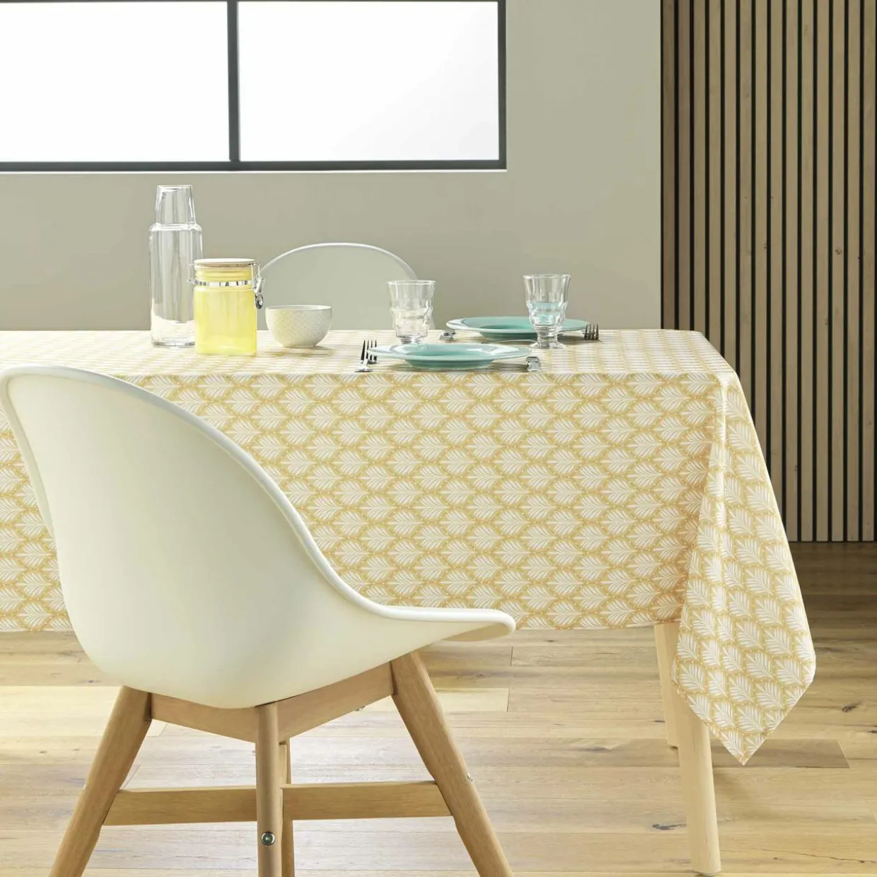 Nappe rectangulaire anti tache (145 x 240 cm) Davia Jaune ocre