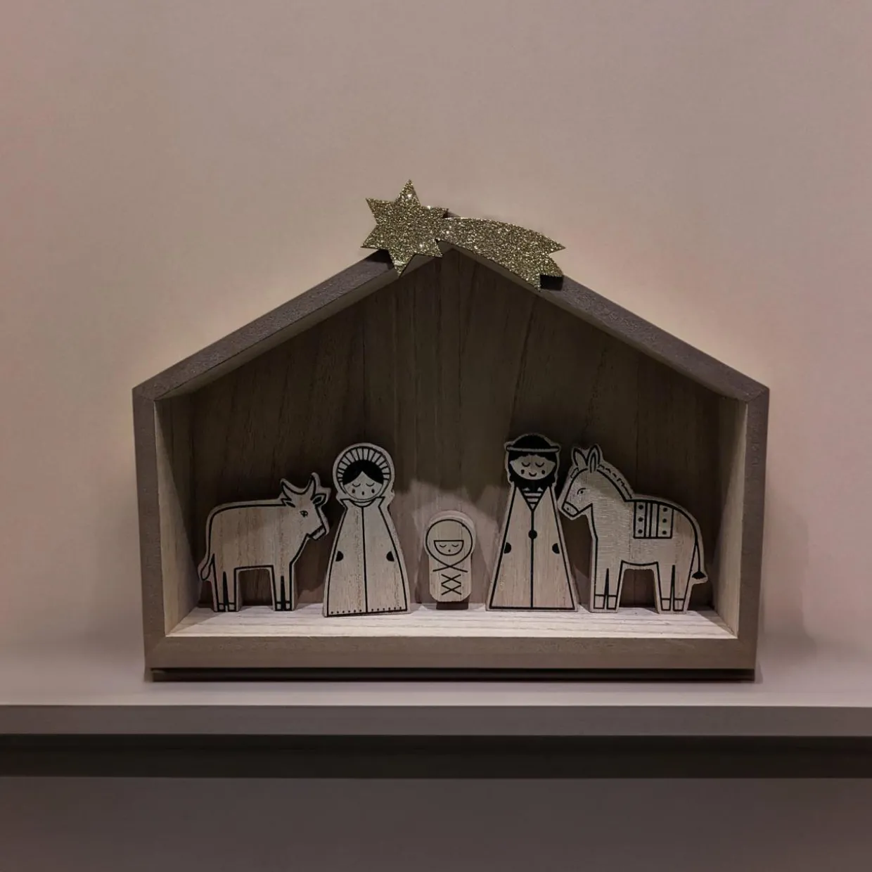 Petite crèche de Noël en bois (H27 cm) Sainte-Marceline