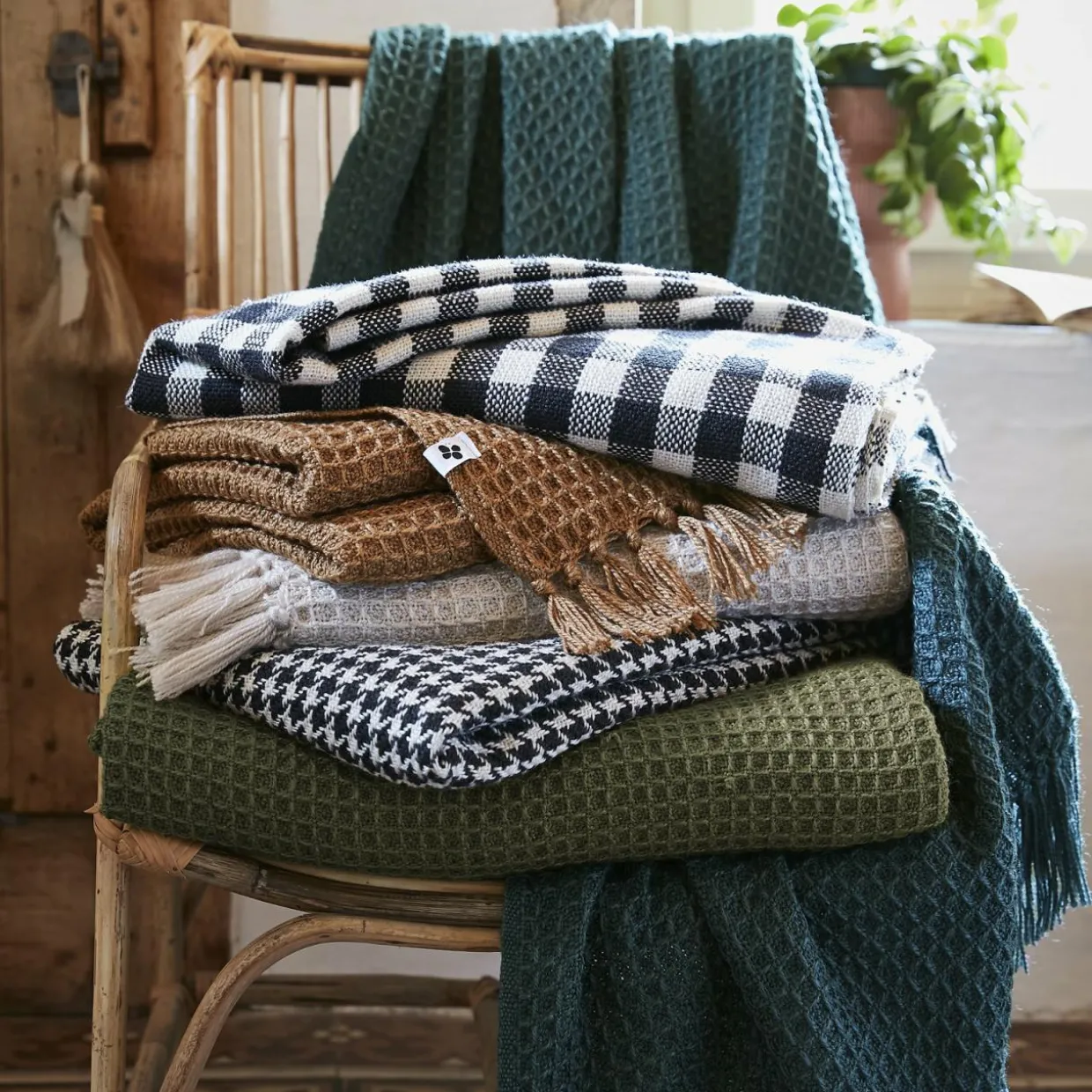 Plaid canapé matière recyclée (130 x 160 cm) Gabin Bleu nuit