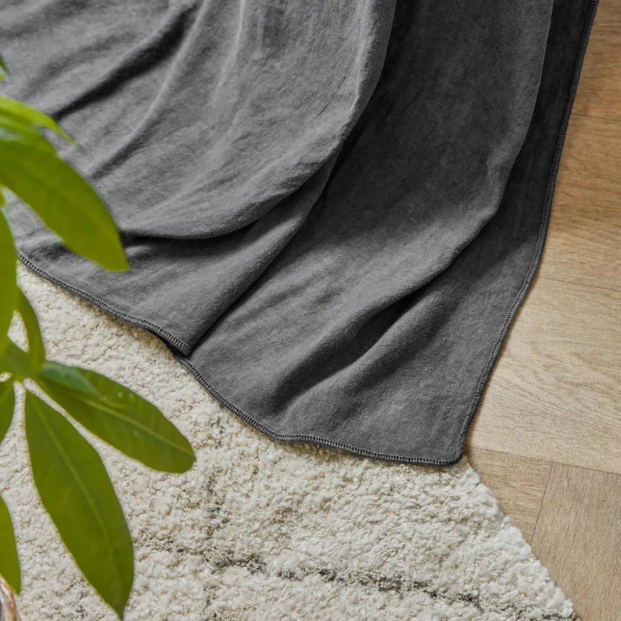 Rideau lyocell Tencel™ ajustable (140 x max 270 cm) Olivia Gris granit