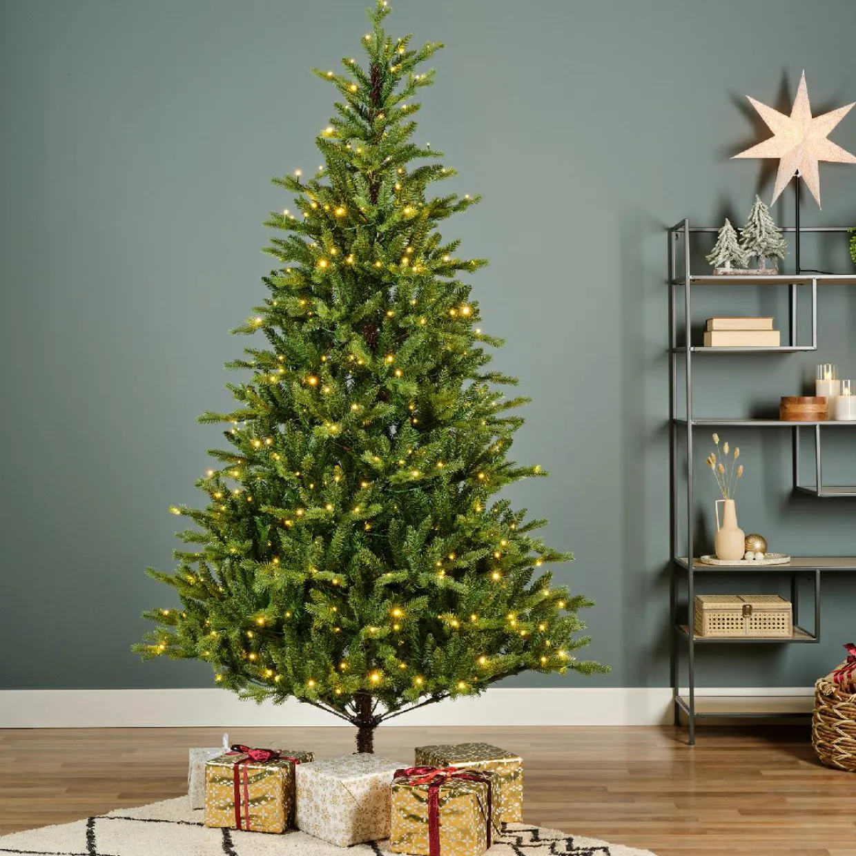 Sapin de Noël artificiel lumineux 560 LED (H240 cm) Allix Vert sapin