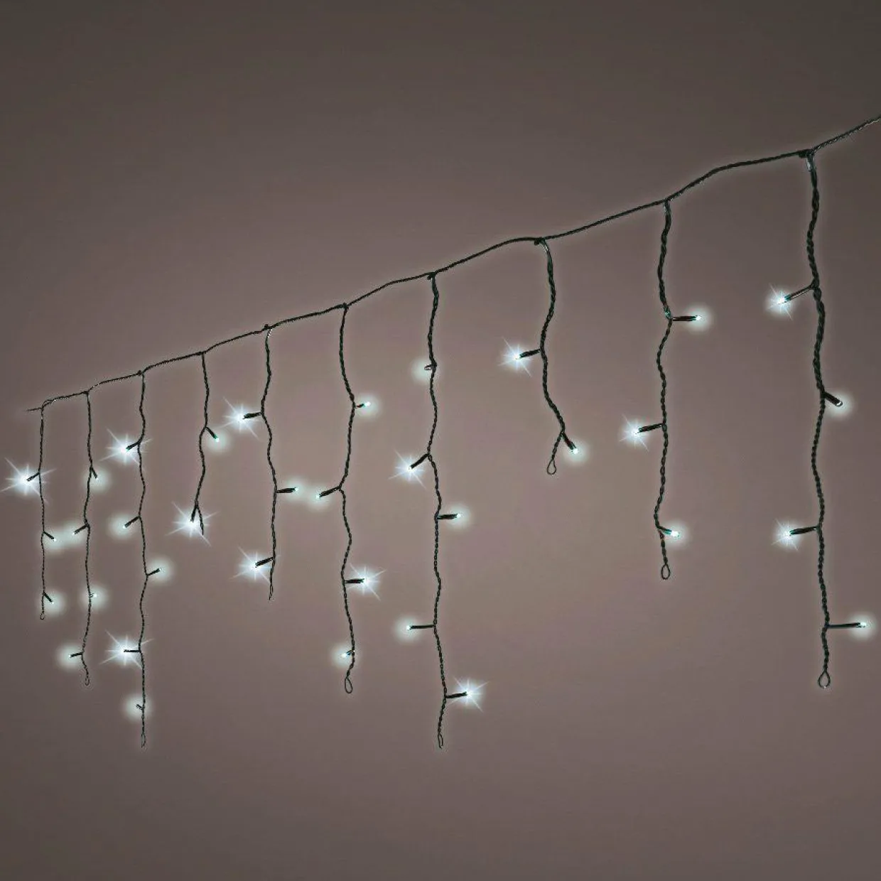 Stalactite lumineuse 5 m 119 LED câble noir Stars Blanc froid