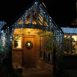 Stalactite lumineuse 30 m 900 LED Stars Grande hauteur XL Timer Blanc froid