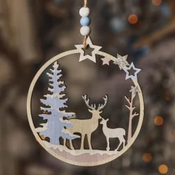 Suspension de Noël en bois (D11 cm) Renne et biche en forêt Bleu