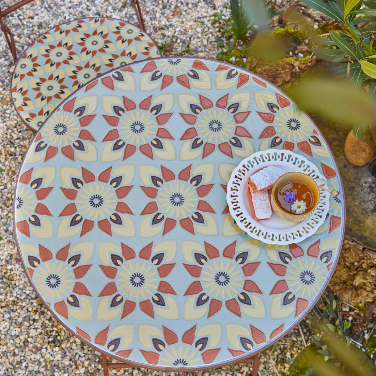 Table bistrot ronde pliable en mosaïque (D58 cm) Lyon Marron