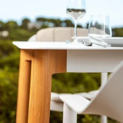 Table de jardin carrée en aluminium 2 places (76 x 76 cm) Monte Carlo Blanc