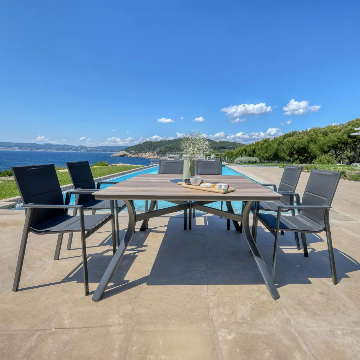 Table de jardin carrée en aluminium 8 places (136 x 136 cm) Amalfi Gris anthracite