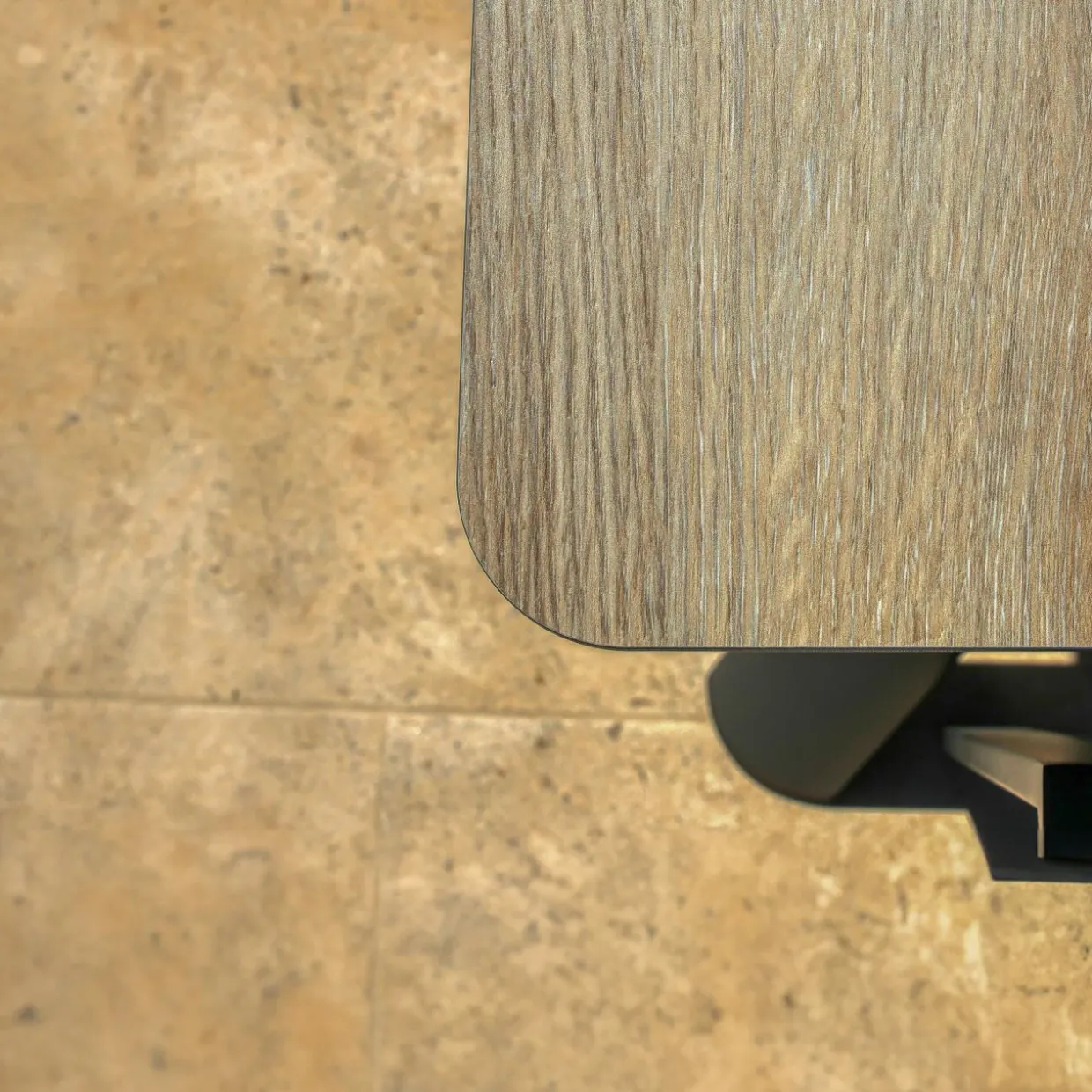 Table de jardin carrée en aluminium 8 places (136 x 136 cm) Amalfi Gris anthracite