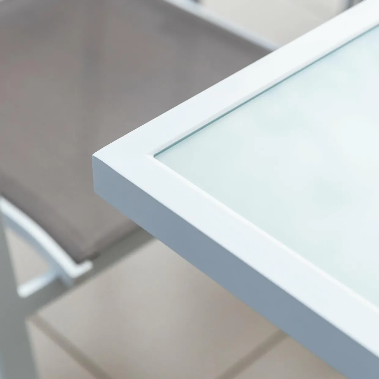 Table de jardin extensible en verre 10 places (135/270 x 90 cm) Murano Blanc