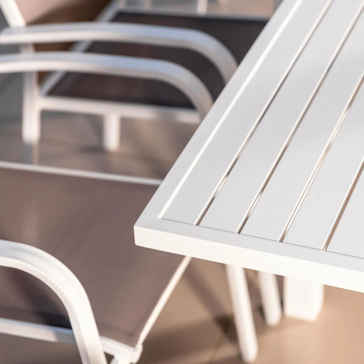 Table de jardin extensible aluminium 10 places (135/270 x 90 cm) Murano Blanc