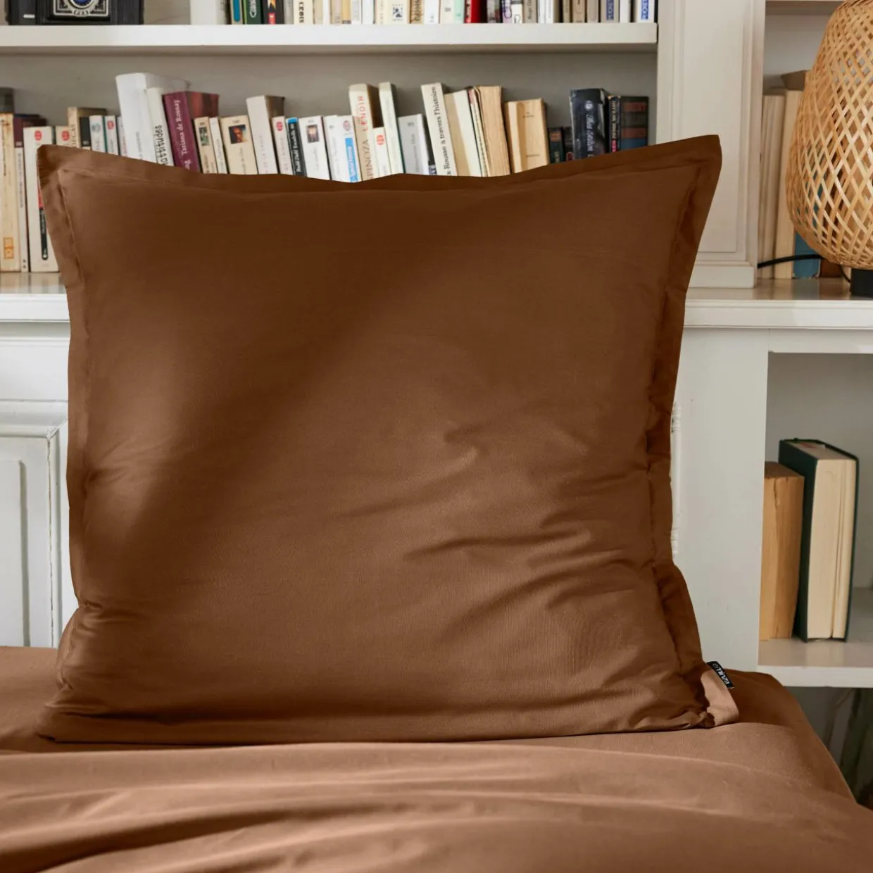 Taie d'oreiller carrée percale de coton (65 x 65 cm) Cali Marron chocolat