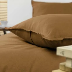 Taie d'oreiller rectangulaire flanelle de coton (50 x 70 cm) Théa Camel
