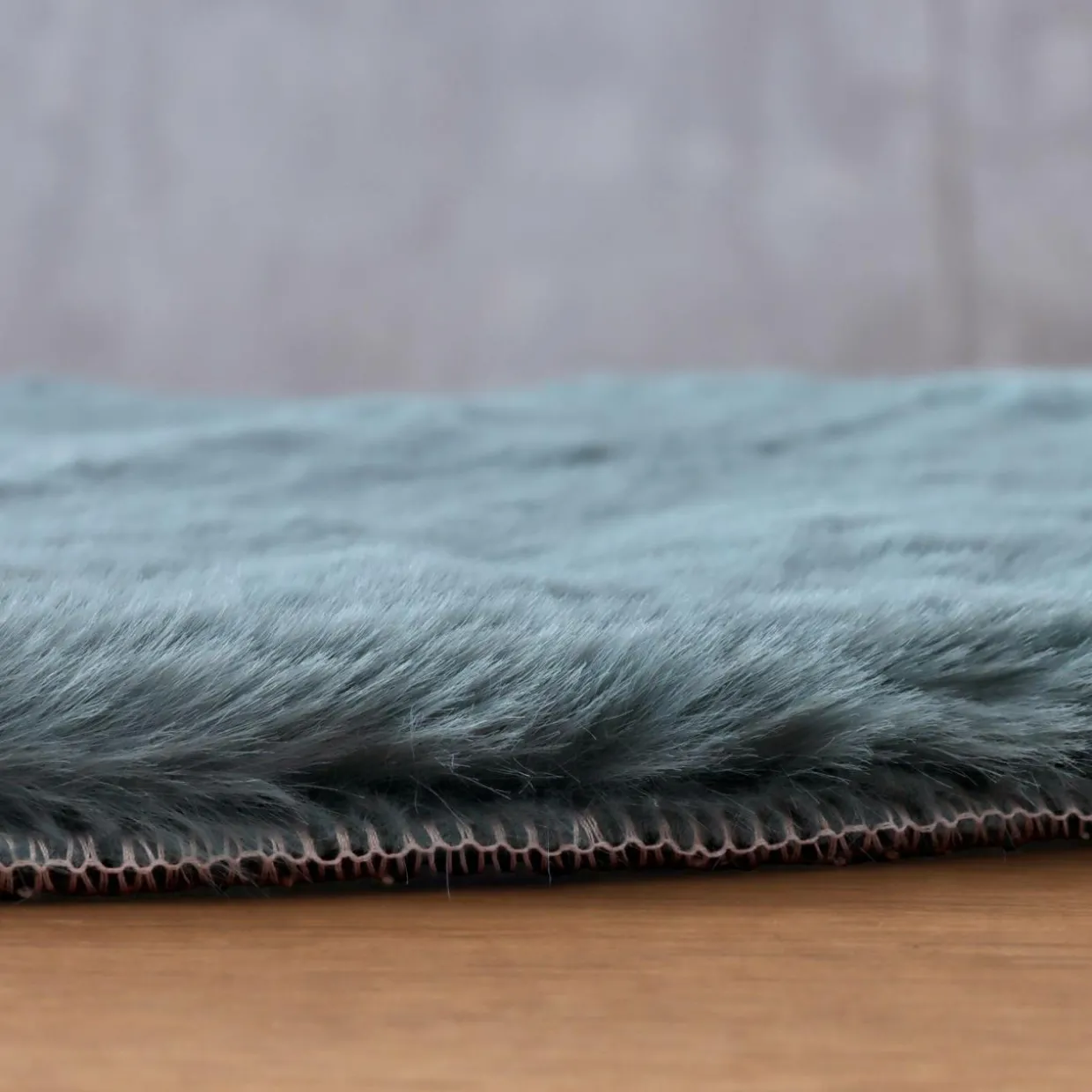 Tapis rectangulaire fausse fourrure (140 x 200 cm) Finn Bleu