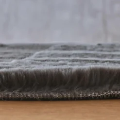 Tapis rond fausse fourrure (80 cm) Finn Gris anthracite