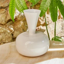 Vase en métal émaillé fait main (H23 cm) Cléa Blanc brillant