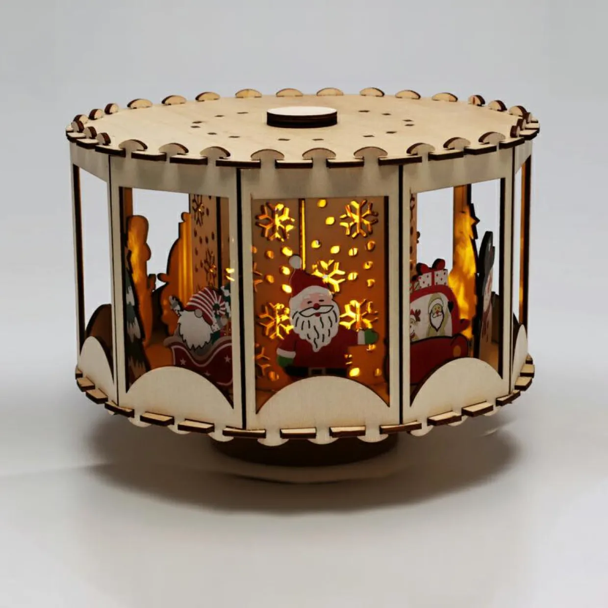 Village de Noël en bois animé et lumineux à piles (20 x H14 cm) Carrousel enchanté