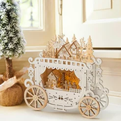 Village de Noël en bois lumineux à piles (H23 cm) Diligence